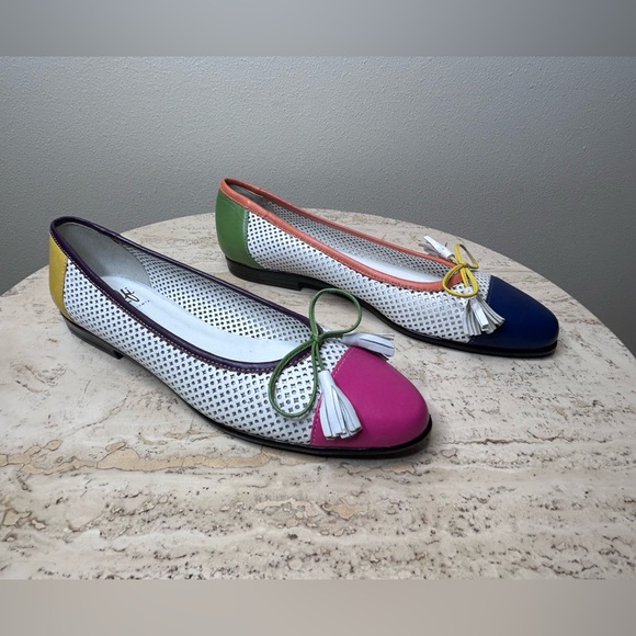 Amalfi by Rangoni Women's Multicolor Flats Size 8N Narrow NWOB - Picture 1 of 15